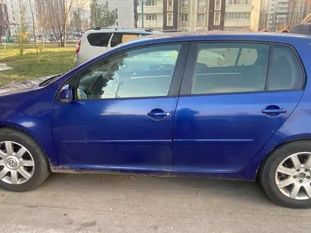 Volkswagen Golf 2004 года за 3 000 000 тг. в Алматы – фото 5