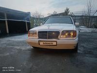 Mercedes-Benz E 220 1993 годаfor1 400 000 тг. в Шымкент