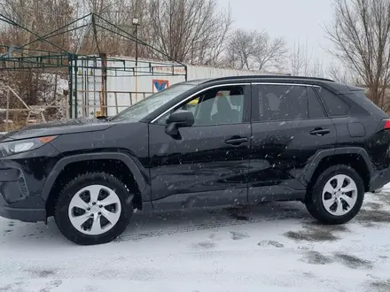 Toyota RAV4 2021 года за 15 490 000 тг. в Усть-Каменогорск – фото 12