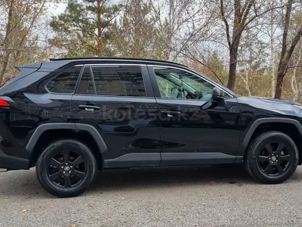 Toyota RAV4 2021 года за 15 490 000 тг. в Усть-Каменогорск – фото 2
