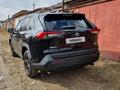 Toyota RAV4 2021 года за 15 490 000 тг. в Усть-Каменогорск – фото 4
