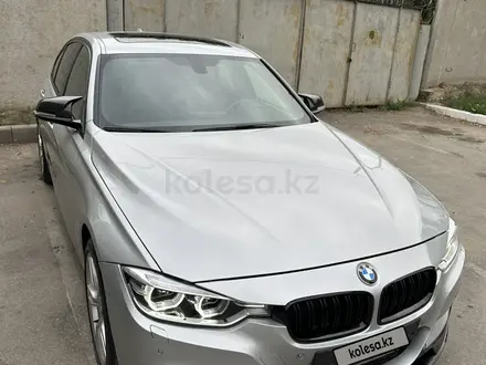 BMW 335 2014 года за 15 300 000 тг. в Алматы – фото 4