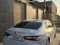 Toyota Camry 2021 года за 15 700 000 тг. в Шымкент