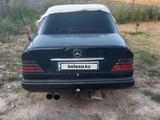 Mercedes-Benz E 200 1995 года за 750 000 тг. в Шымкент – фото 2