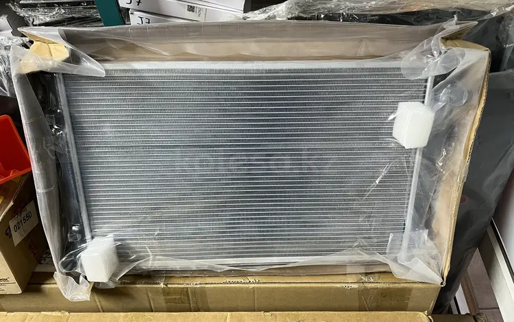 Радиатор охлаждения JAC S5 Turbo за 3 424 тг. в Актобе