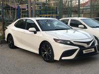 Toyota Camry 2021 годаfor14 500 000 тг. в Шымкент