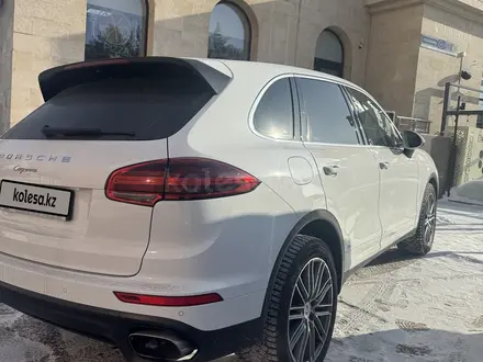 Porsche Cayenne 2015 года за 14 000 000 тг. в Астана – фото 9