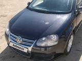 Volkswagen Jetta 2005 года за 2 800 000 тг. в Астана