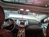 Hyundai Elantra 2012 года за 3 500 000 тг. в Атырау – фото 3