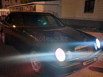 Mercedes-Benz E 220 1999 года за 3 500 000 тг. в Костанай – фото 10