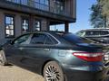 Toyota Camry 2015 года за 10 000 000 тг. в Актобе – фото 2