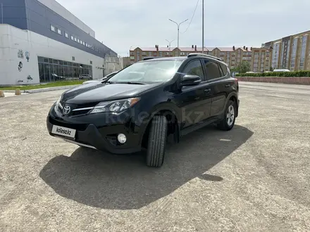 Toyota RAV4 2015 года за 5 900 000 тг. в Актобе – фото 3