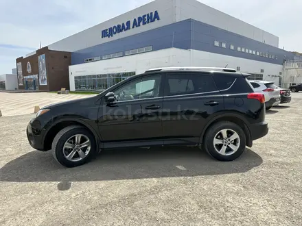 Toyota RAV4 2015 года за 5 900 000 тг. в Актобе – фото 4