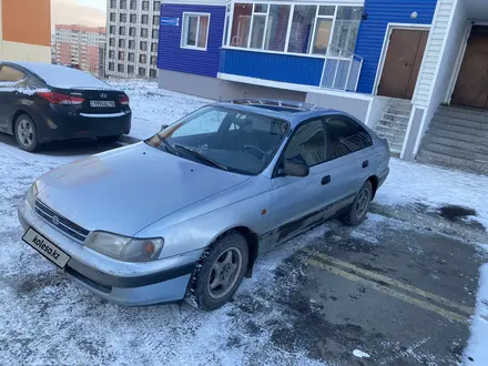 Toyota Carina E 1994 года за 1 500 000 тг. в Усть-Каменогорск – фото 2