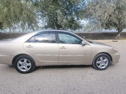 Toyota Camry 2003 года за 4 100 000 тг. в Жетысай – фото 3