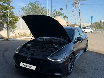 Hyundai Sonata 2021 года за 9 500 000 тг. в Актау – фото 2