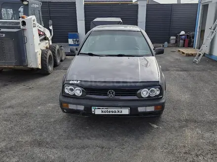 Volkswagen Golf 1993 года за 1 450 000 тг. в Алматы