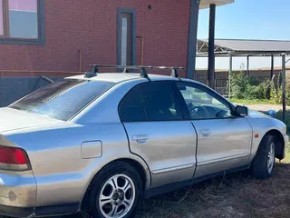 Mitsubishi Galant