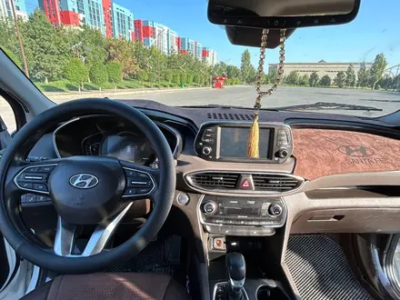 Hyundai Santa Fe 2019 года за 13 000 000 тг. в Тараз – фото 2