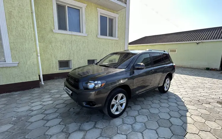 Toyota Highlander 2008 года за 9 400 000 тг. в Актау