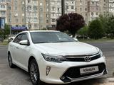 Toyota Camry 2017 годаүшін15 500 000 тг. в Шымкент