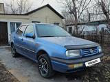 Volkswagen Vento 1993 года за 1 350 000 тг. в Караганда – фото 2