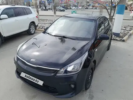 Kia Rio 2018 года за 6 300 000 тг. в Атырау – фото 2