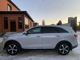 Kia Sorento 2015 года за 10 000 000 тг. в Актобе – фото 3