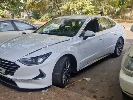 Hyundai Sonata 2023 года за 13 000 000 тг. в Алматы – фото 4