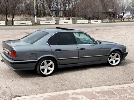 BMW 525 1992 года за 2 200 000 тг. в Шу