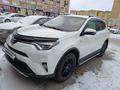 Toyota RAV4 2017 года за 12 500 000 тг. в Актобе – фото 3