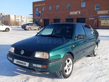 Volkswagen Vento 1995 года за 1 370 000 тг. в Караганда