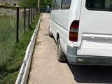 Mercedes-Benz Sprinter 1999 года за 3 500 000 тг. в Шымкент – фото 5
