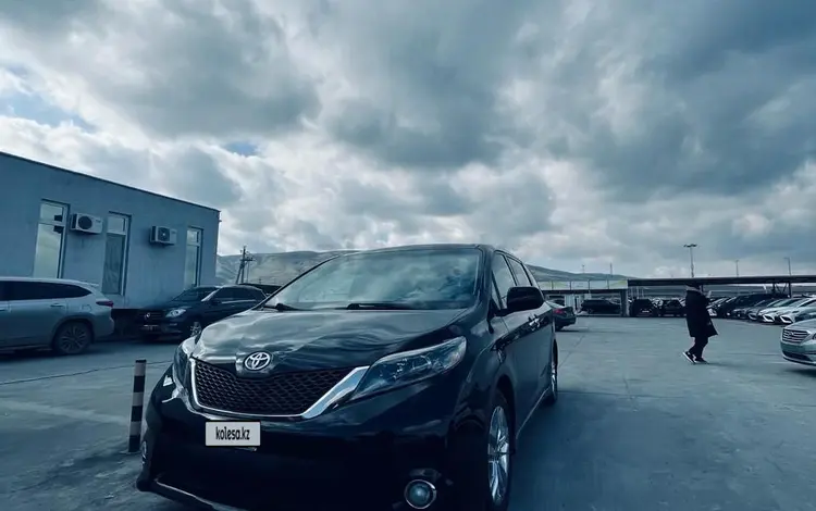 Toyota Sienna 2014 годаүшін10 000 000 тг. в Атырау