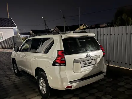 Toyota Land Cruiser Prado 2018 года за 19 500 000 тг. в Атырау – фото 3