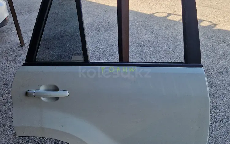 Дверь задняя правая на Suzuki Grant Vitara за 65 000 тг. в Алматы