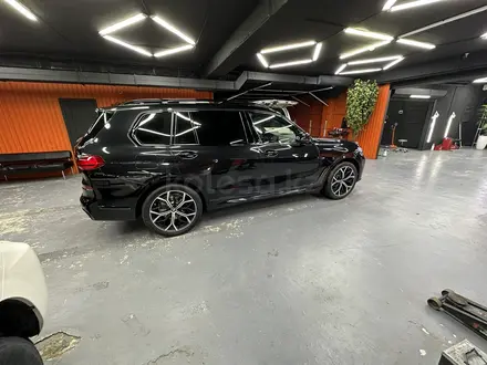 BMW X7 2021 года за 57 000 000 тг. в Астана – фото 7