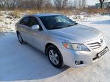 Toyota Camry 2010 годаүшін7 500 000 тг. в Семей – фото 2