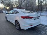 Hyundai Elantra 2018 годаүшін7 300 000 тг. в Уральск – фото 4