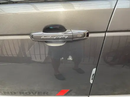 Land Rover Range Rover 2015 года за 30 500 000 тг. в Алматы – фото 11