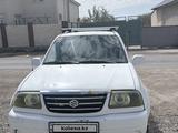 Suzuki XL7 2001 годаүшін2 600 000 тг. в Алматы