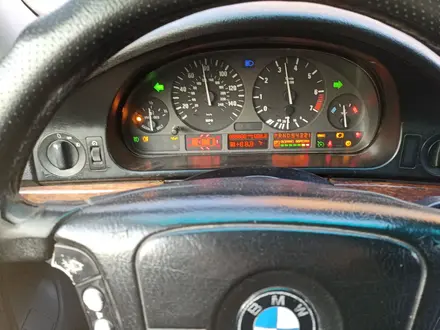 BMW 523 2000 года за 1 500 000 тг. в Шымкент – фото 4