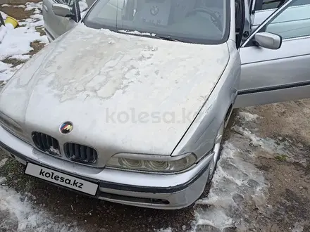 BMW 523 2000 года за 1 500 000 тг. в Шымкент – фото 9