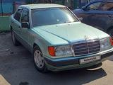 Mercedes-Benz E 220 1992 года за 2 000 000 тг. в Алматы – фото 2