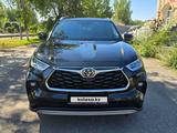 Toyota Highlander Luxe 2025 года за 32 800 000 тг. в Семей – фото 2