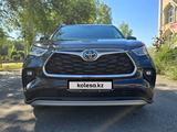 Toyota Highlander Luxe 2025 года за 32 800 000 тг. в Семей – фото 3