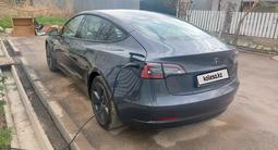 Tesla Model 3 2022 года за 23 200 000 тг. в Алматы – фото 4