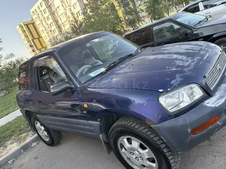 Toyota RAV4 1996 года за 2 500 000 тг. в Алматы – фото 2