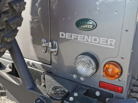 Land Rover Defender 2012 года за 16 000 000 тг. в Нур-Султан (Астана) – фото 10
