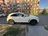 Infiniti QX70 2014 года за 15 000 000 тг. в Алматы – фото 2